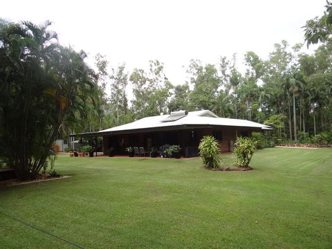 DARWIN'S SHADY ACRES RETREAT - Accommodation Ballina 0