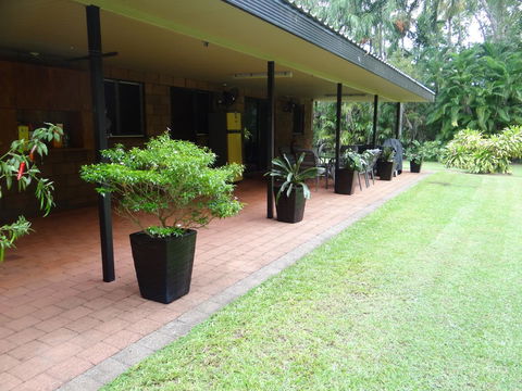 DARWIN'S SHADY ACRES RETREAT - Accommodation Ballina 7