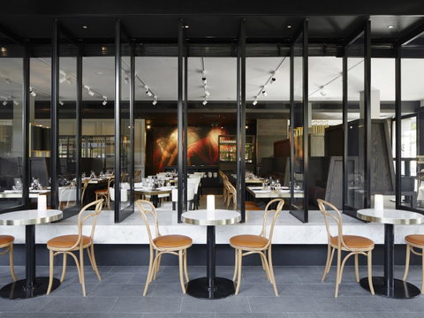 Burbury Hotel - Accommodation Ballina 18