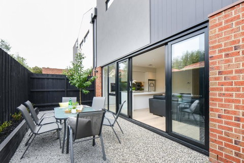 Boutique Stays-Murrumbeena Place 1 - Accommodation Ballina 3