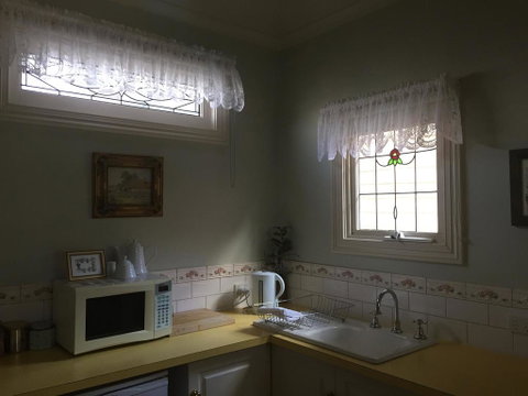 Braeside Garden Cottages - Accommodation Ballina 3