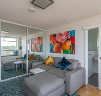 Bright Studio with Amazing City Views - Accommodation Ballina