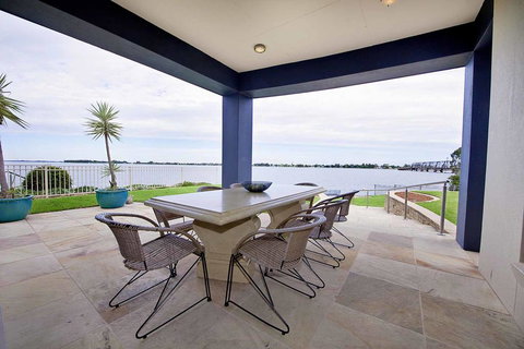 Brookwater- Waterfront On Lake Mulwala - Accommodation Ballina 2