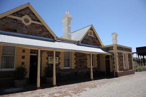 Burra Railway Station Bed And Breakfast - Accommodation Ballina 0