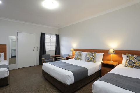 Cadman Motor Inn And Apartments - Accommodation Ballina 2