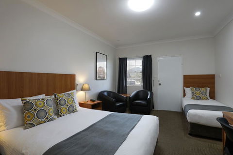 Cadman Motor Inn And Apartments - Accommodation Ballina 0