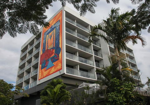 Cairns Plaza Hotel - Accommodation Ballina 1
