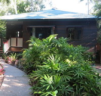 Calypso House 8 Appian Way - Accommodation Ballina
