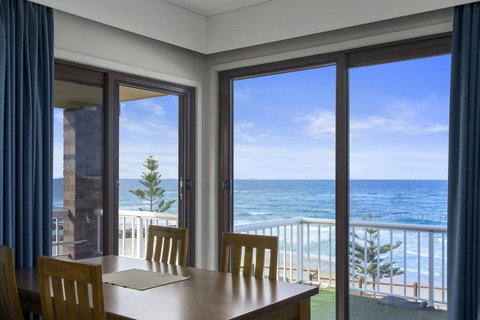 Calypso, Unit 5 - The Entrance - Accommodation Ballina 0