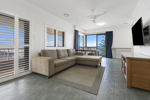 Calypso, Unit 5 - The Entrance - Accommodation Ballina 1