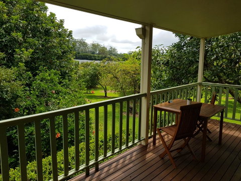 Camelot Cottages - Accommodation Ballina 1