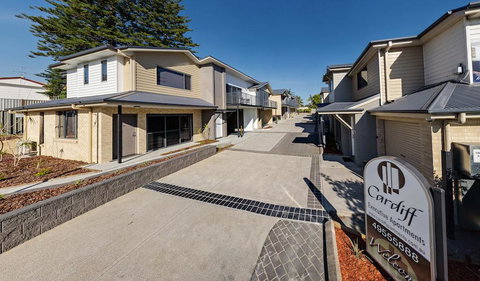 Cardiff Executive Apartments - Accommodation Ballina 1