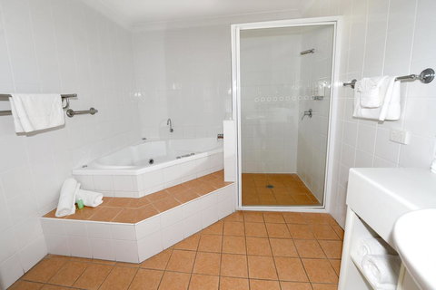 Carriers Arms Hotel Motel - Accommodation Ballina 1