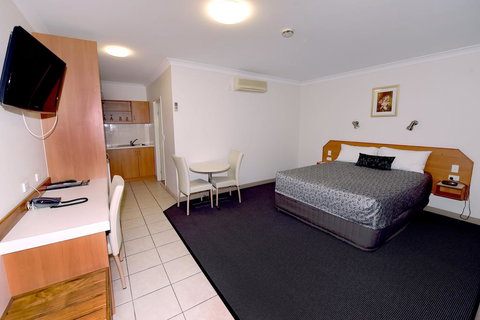 Carriers Arms Hotel Motel - Accommodation Ballina 0