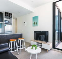 Central and Modern Apartment in Melbourne CBD - Accommodation Ballina