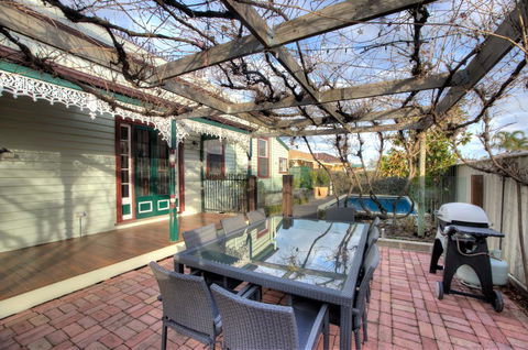 Central Charm - Accommodation Ballina 0