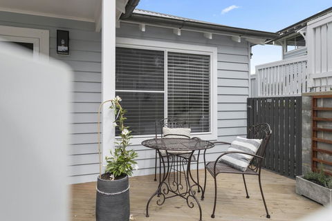 Claras Cottage - Accommodation Ballina 2