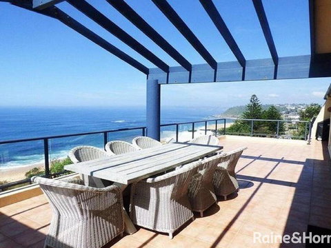 Cliff View - 62 Forresters Beach Road - Accommodation Ballina 0