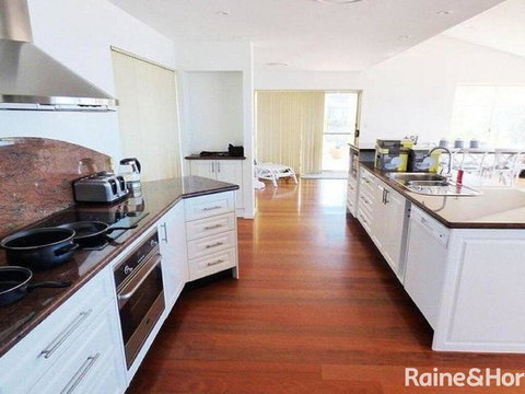 Cliff View - 62 Forresters Beach Road - Accommodation Ballina 3