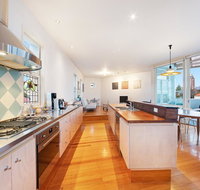 Coastal Penthouse at Coogee Beach - Accommodation Ballina