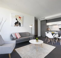 Complete Host Wrap Apartments - Accommodation Ballina