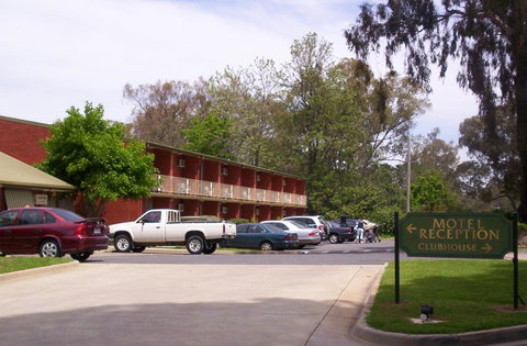Corowa Golf Club Motel - Accommodation Ballina 2