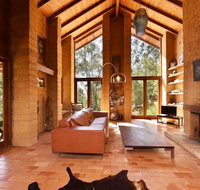 Corymbia Cottage - unique quirky private a guest favourite - Accommodation Ballina