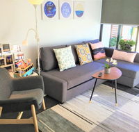 Cozy homely apartment CBR central - Accommodation Ballina