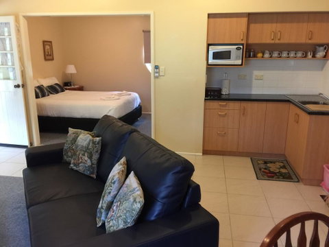 Curtis Cottage - Accommodation Ballina 2