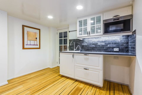 Darling Suite - Newly Renovated, On The River Access To The Tan, South Yarra Station Or Chapel St - Accommodation Ballina 3