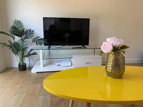 Delicate And Peaceful Bundoora Townhouse 11-R4 - Accommodation Ballina 2