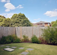 Delicate and Peaceful Bundoora Townhouse 20-R2 - Accommodation Ballina