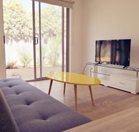 Delicate and Peaceful Bundoora Townhouse 20-R4 - Accommodation Ballina