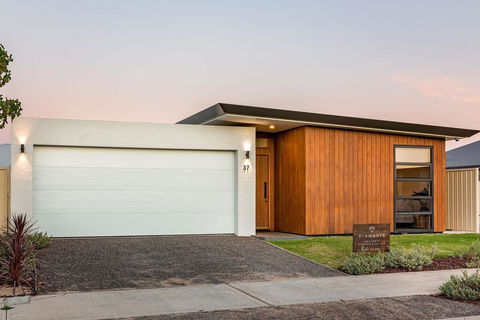 Diamante - Accommodation Ballina 2