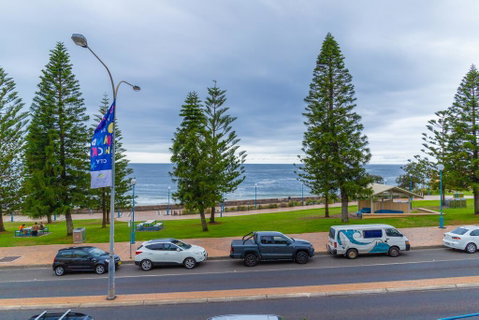 Dive Hotel - Accommodation Ballina 2