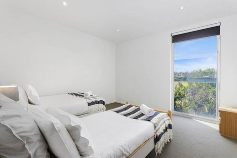 DREW Golfers Delight Close To St Andrews Beach - Accommodation Ballina 3