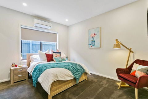 Dromana 300m Beach Shops And Cafes Table Tennis - Accommodation Ballina 3