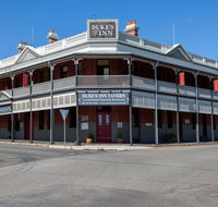 Duke's Inn - Accommodation Ballina
