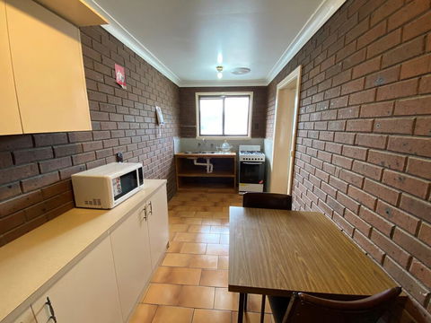 Econo Lodge Lilydale - Accommodation Ballina 1