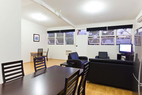 Exmouth Villas Unit 33 - Renovated Holiday Villa A Short Walk From Town Centre - Accommodation Ballina 3