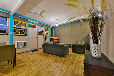 Exmouth Villas Unit 37 - Beautifully Appointed Villa Close To Town Centre - Accommodation Ballina 1