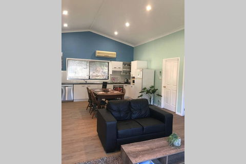 FAIRVIEW COTTAGE 25B - Waterfront Accommodation - Accommodation Ballina 3