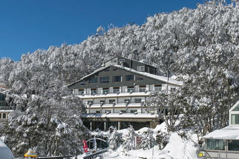 Falls Creek Hotel - Accommodation Ballina 0