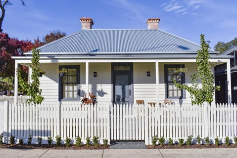 Farmers Arms Heritage Cottage - Accommodation Ballina 0