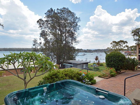 Fishing Point Shores - Accommodation Ballina 0