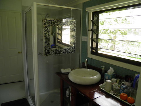 Follywood Guesthouse B&B - Accommodation Ballina 2