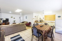 Gardina Place