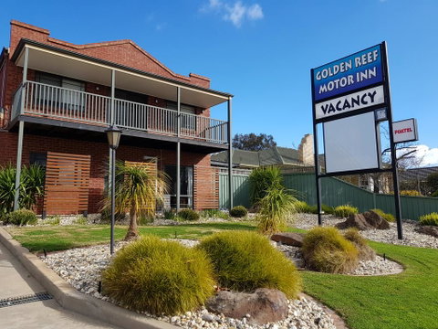Golden Reef Motor Inn - Accommodation Ballina 0