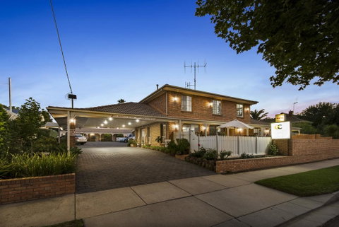 Golden Square Motor Inn - Accommodation Ballina 0