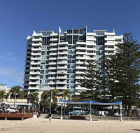 Grand Hotel Apartments Gold Coast by owner - Accommodation Ballina